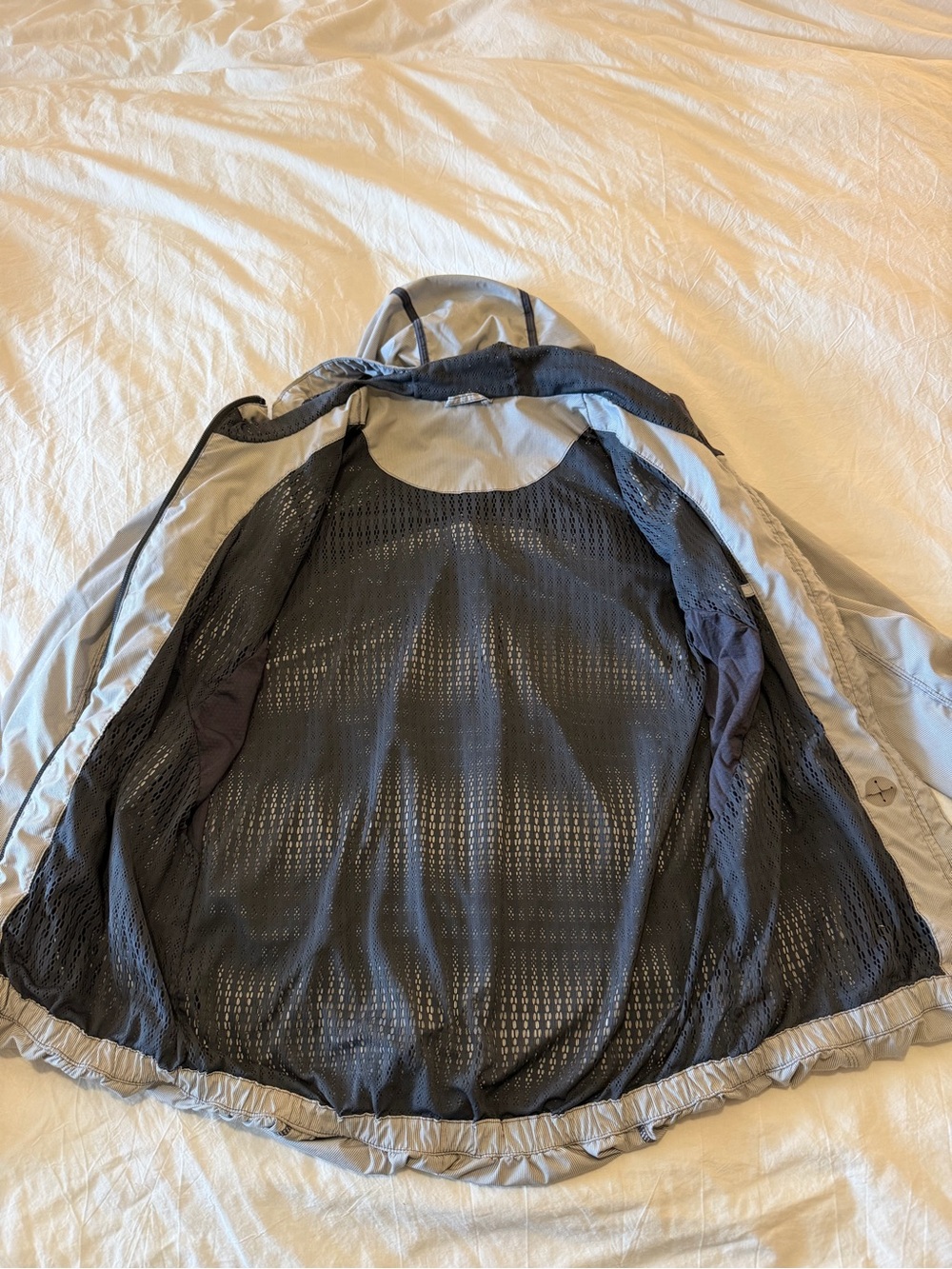 Lululemon Women's Gray white pinstripe Hooded Full Zip Jacket Activewear - Picture 5 of 8